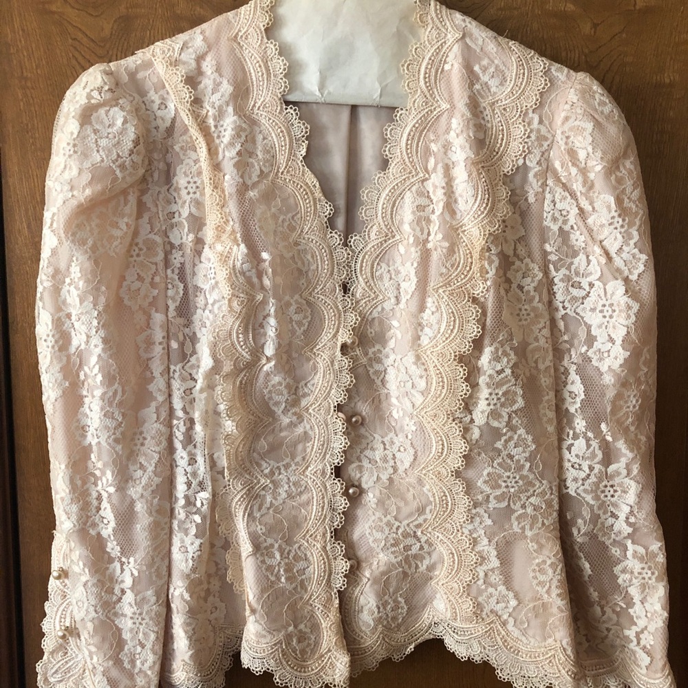 Cachet by Bari Protas Lace Button-Down Top.